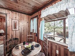 Mechem Dr Apache Village & Cabins by VTrips