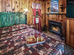 Mechem Dr Apache Village & Cabins by VTrips