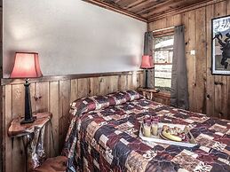 Mechem Dr Apache Village & Cabins by VTrips