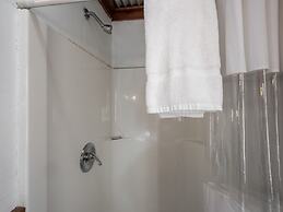 Mechem Dr Apache Village & Cabins by VTrips