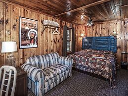 Mechem Dr Apache Village & Cabins by VTrips