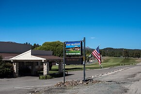 Mechem Dr Apache Village & Cabins by VTrips