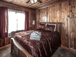 Mechem Dr Apache Village & Cabins by VTrips