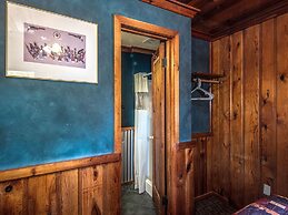 Mechem Dr Apache Village & Cabins by VTrips