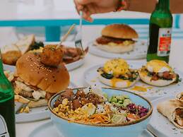 Mad Monkey Kuta Lombok - Hostel