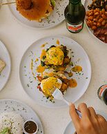 Mad Monkey Kuta Lombok - Hostel