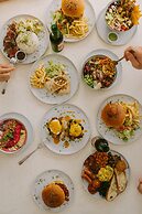 Mad Monkey Kuta Lombok - Hostel