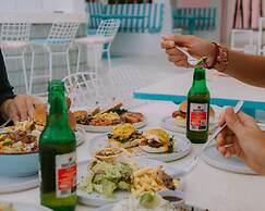 Mad Monkey Kuta Lombok - Hostel