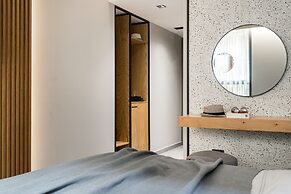 11 Enteka Acropolis Suites