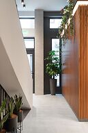 11 Enteka Acropolis Suites