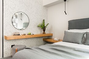 11 Enteka Acropolis Suites