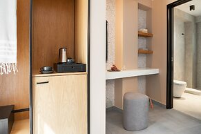 11 Enteka Acropolis Suites