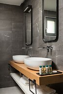 11 Enteka Acropolis Suites