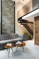 11 Enteka Acropolis Suites