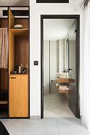 11 Enteka Acropolis Suites