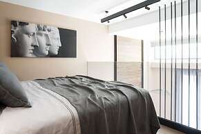 11 Enteka Acropolis Suites