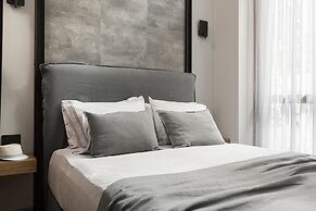 11 Enteka Acropolis Suites