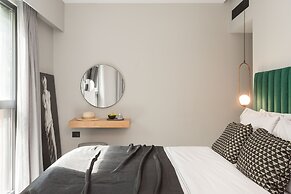 11 Enteka Acropolis Suites