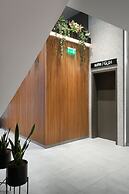 11 Enteka Acropolis Suites