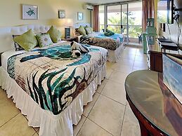 Maui Banyan by VTrips