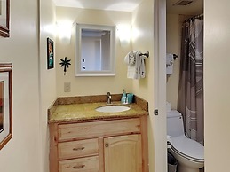 Maui Banyan by VTrips