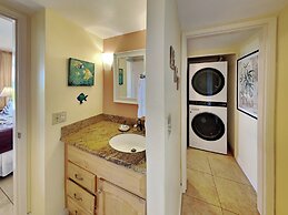 Maui Banyan by VTrips