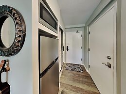 Maui Banyan by VTrips