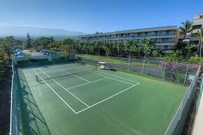 Maui Banyan by VTrips