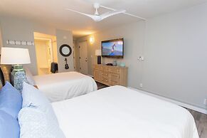 Maui Banyan by VTrips