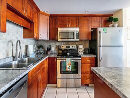 Maui Banyan by VTrips