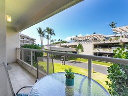 Maui Banyan by VTrips