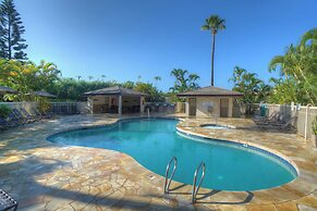 Maui Banyan by VTrips