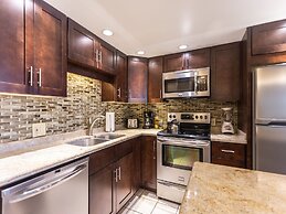 Maui Banyan by VTrips