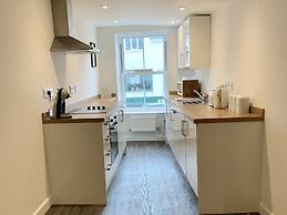 Charming Apartment Ilfracombe, Central Location
