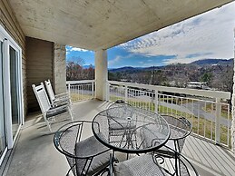 Whispering Pines Condos by VTrips