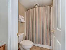 Whispering Pines Condos by VTrips