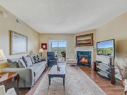 Whispering Pines Condos by VTrips