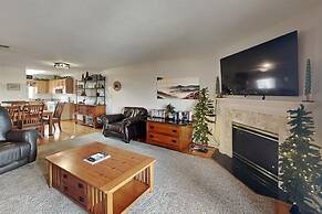 Whispering Pines Condos by VTrips