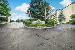 Whispering Pines Condos by VTrips