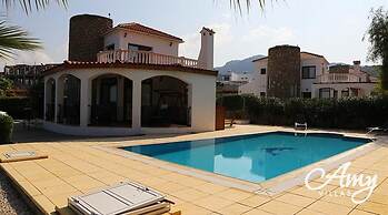 Tranquility is a Four Bedroom Villa in Girne