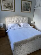 Cosy Beautiful Cottage in the West Side of Glasgow