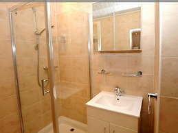 Cosy Beautiful Cottage in the West Side of Glasgow