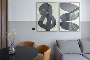 The Athenians Art Apartments