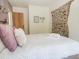 1 Sunny Point Cottages