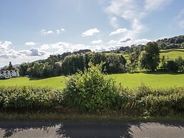 1 Sunny Point Cottages