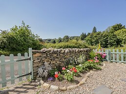 1 Sunny Point Cottages