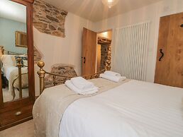 1 Sunny Point Cottages