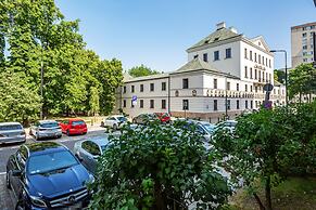 Apartment Solidarnosci Warsaw by Renters