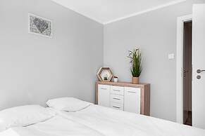 Apartment Solidarnosci Warsaw by Renters