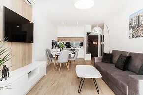 Apartments Przyokopowa Warsaw by Renters